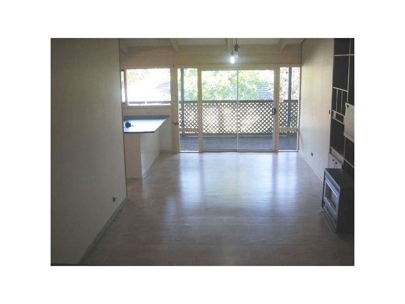 17 Cooinda Ave, Redwood Park SA 5097