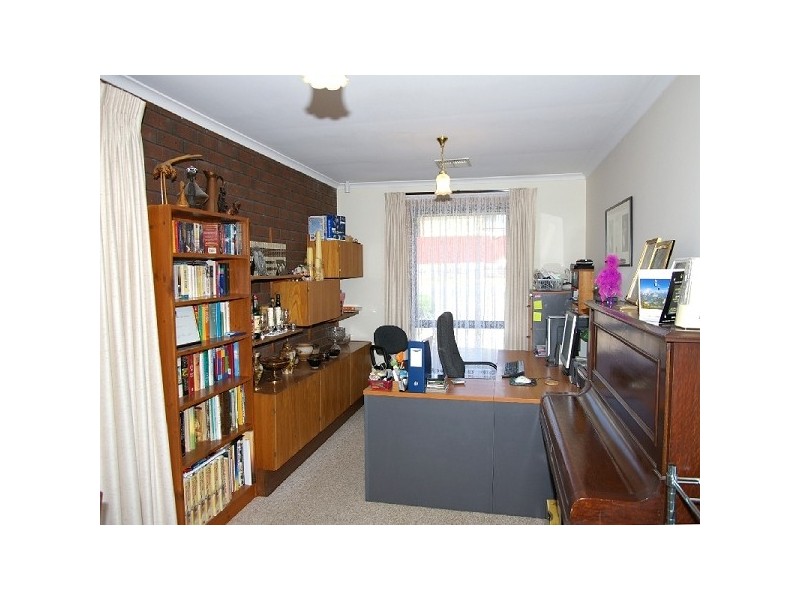 20 Hartog Street, Fairview Park SA 5126