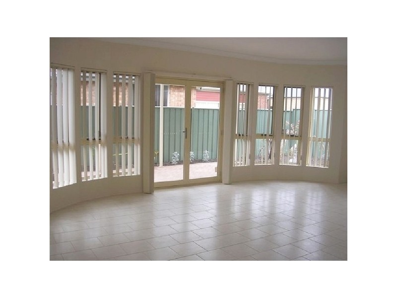 10 Cygnet Street, Mawson Lakes SA 5095