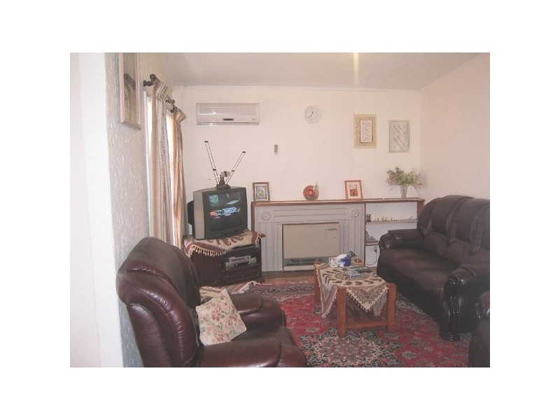 10 Malbaru Avenue, Ingle Farm SA 5098