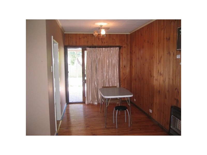 10 Raymond Road, St Agnes SA 5097