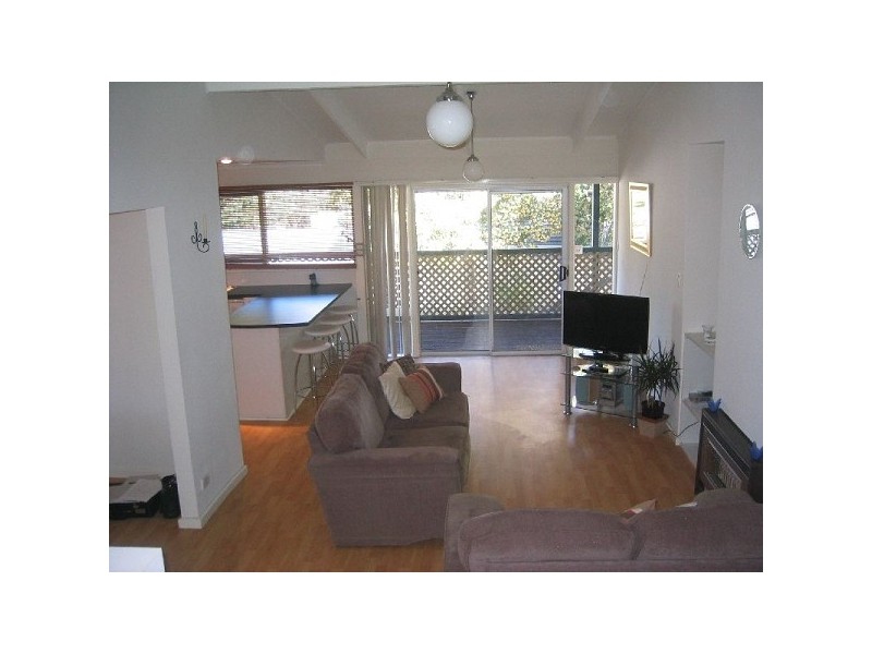 17 Cooinda Ave, Redwood Park SA 5097