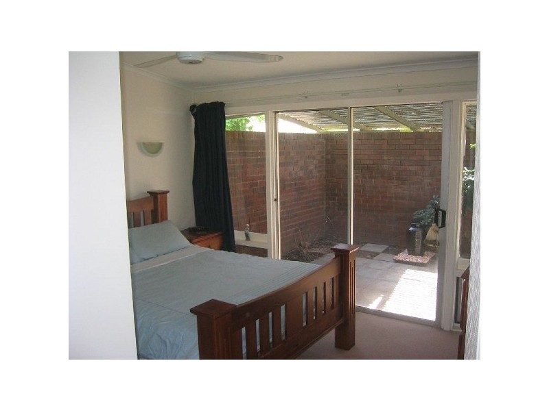 17 Cooinda Ave, Redwood Park SA 5097