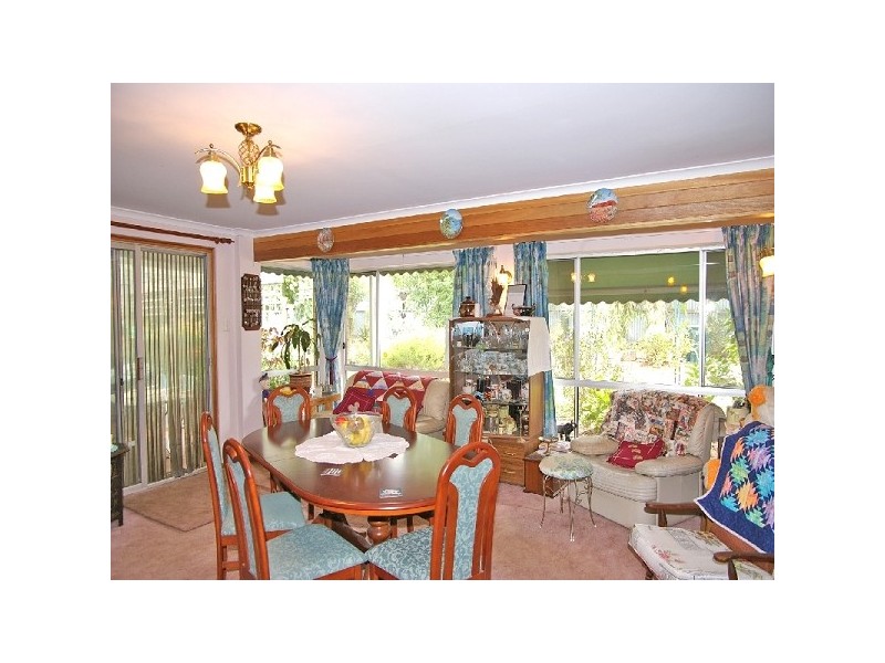 15 Stirling Walk, Redwood Park SA 5097