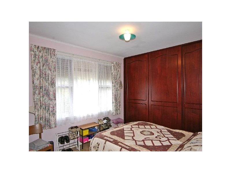 15 Stirling Walk, Redwood Park SA 5097