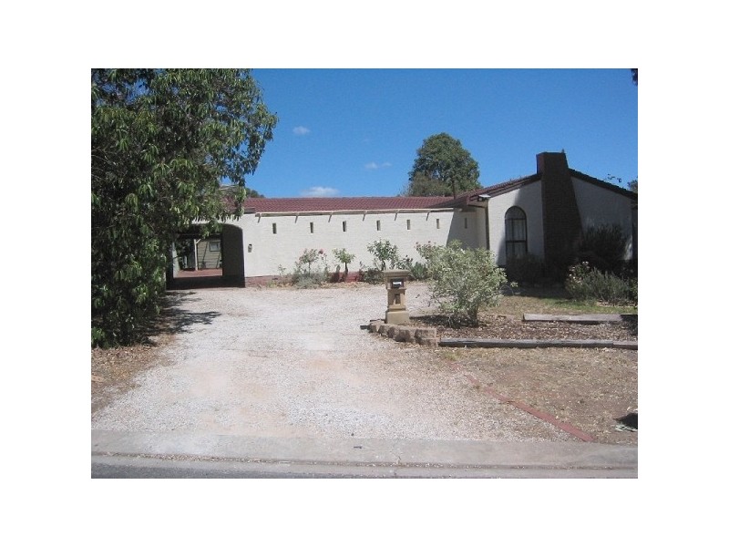 1 Stevens Drive, Ridgehaven SA 5097