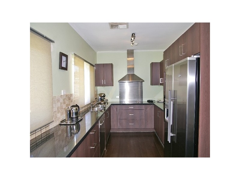 15 Far View Crescent, Ridgehaven SA 5097