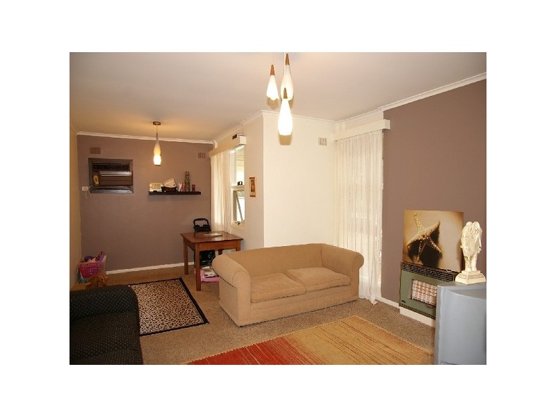 5 Perth Avenue, Valley View SA 5093