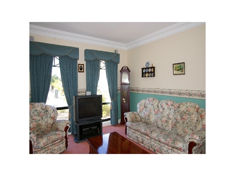 11 Nugent Place, Golden Grove SA 5125