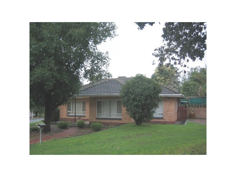 10 Linton Street, Banksia Park SA 5091