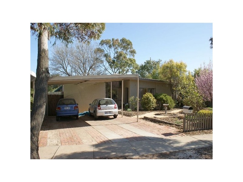 37 Carol Drive, Para Hills SA 5096