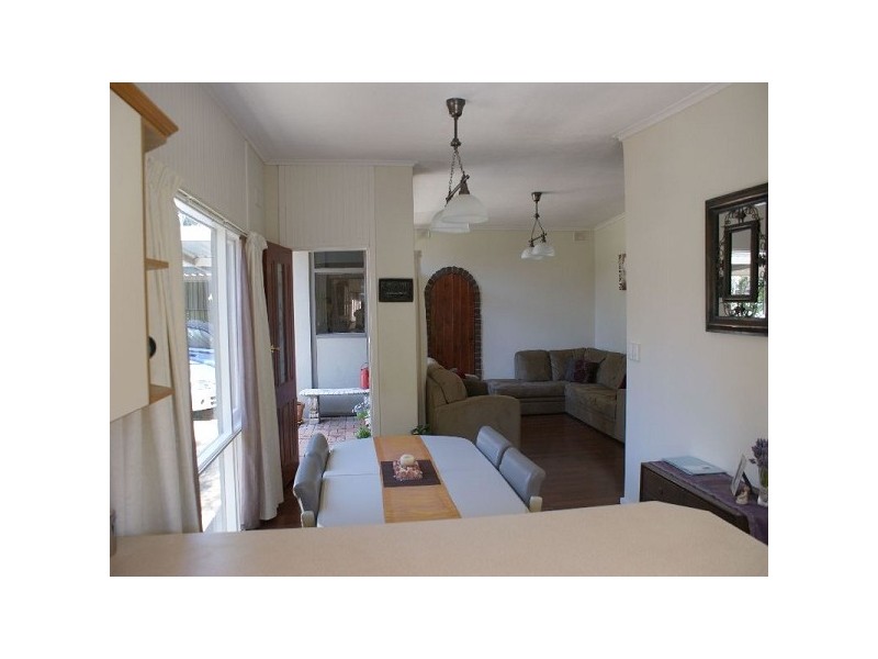 37 Carol Drive, Para Hills SA 5096