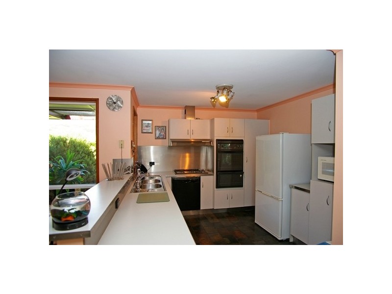 27 Southwark Avenue, Salisbury Heights SA 5109