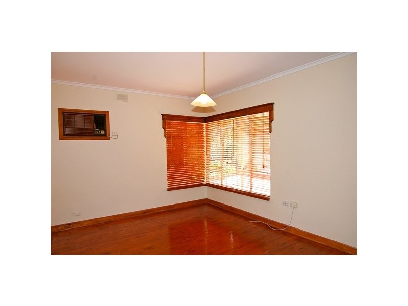 10 Tatiara Drive, Banksia Park SA 5091