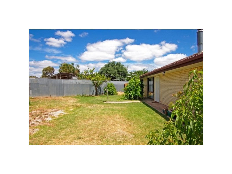 19 Armona Ave, Para Vista SA 5093