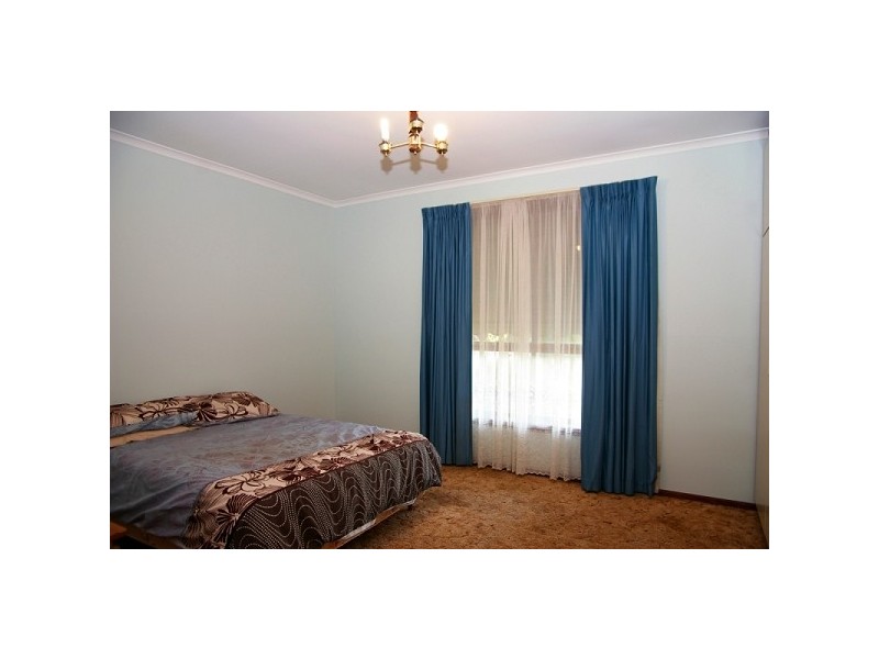 2 Ross Court, Para Vista SA 5093