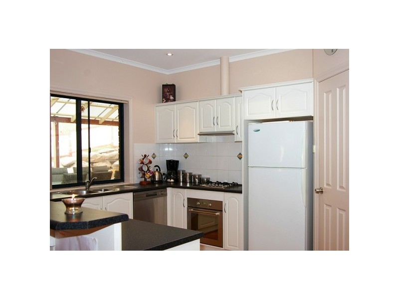 19 Crissoula Ave, Hope Valley SA 5090