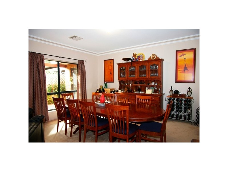 19 Crissoula Ave, Hope Valley SA 5090