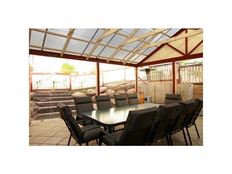 19 Crissoula Ave, Hope Valley SA 5090