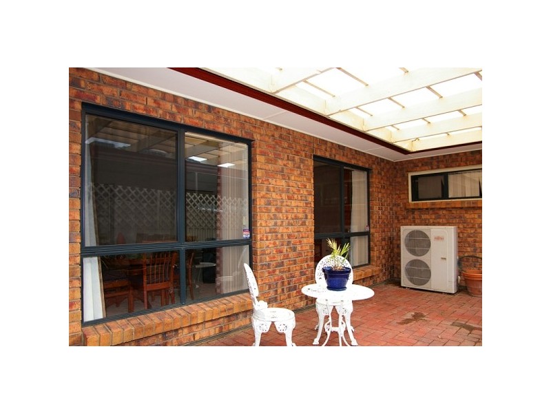 19 Crissoula Ave, Hope Valley SA 5090