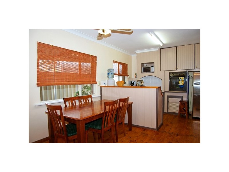 4 Yarramie Ave, Banksia Park SA 5091