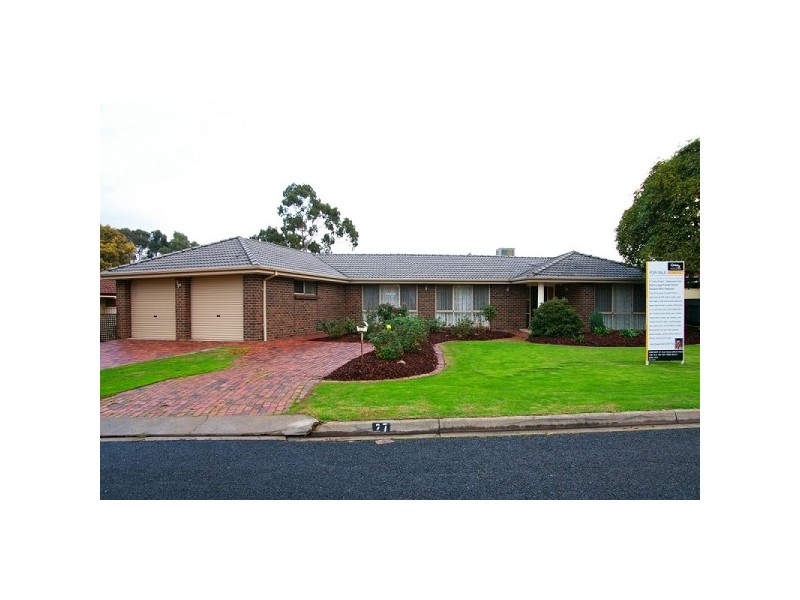27 Kirk Street, Redwood Park SA 5097
