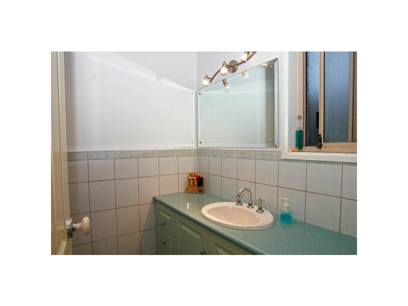 27 Kirk Street, Redwood Park SA 5097