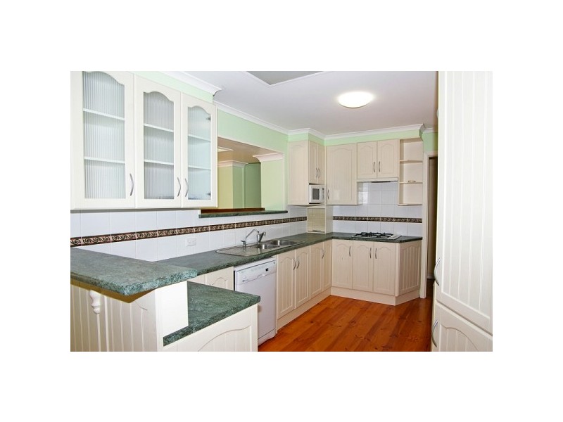 18 Abelia Street, Para Vista SA 5093