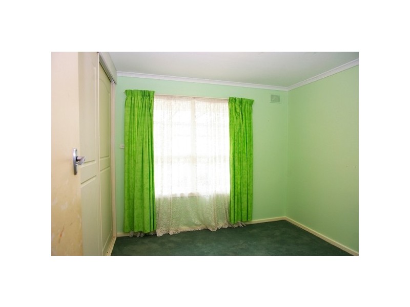18 Abelia Street, Para Vista SA 5093