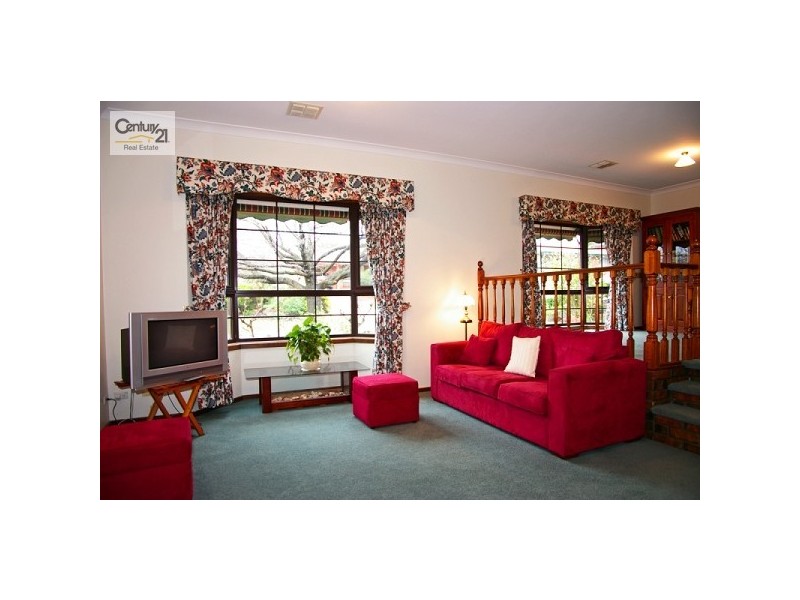 7 San Antonio Court, Wynn Vale SA 5127