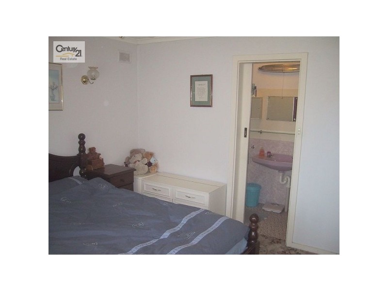 10 Chapel Road, Para Vista SA 5093