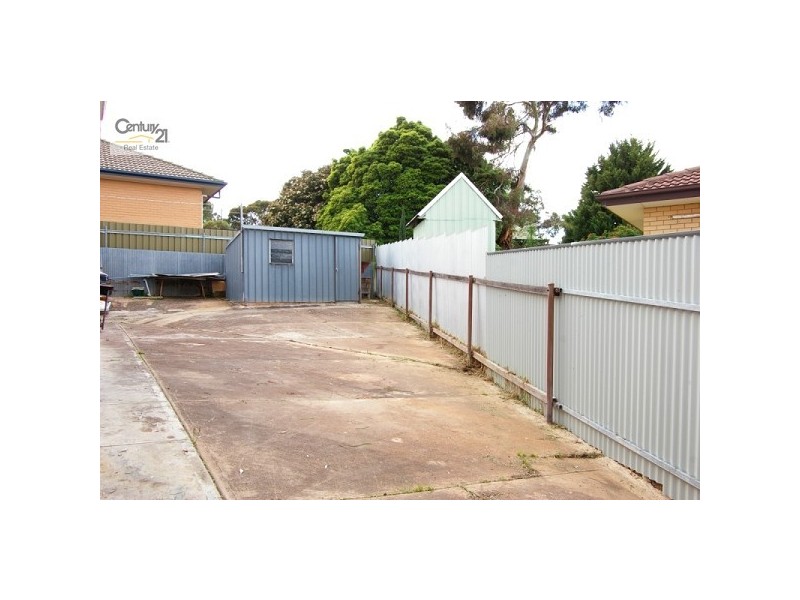 13 Cheryl Ave, Valley View SA 5093