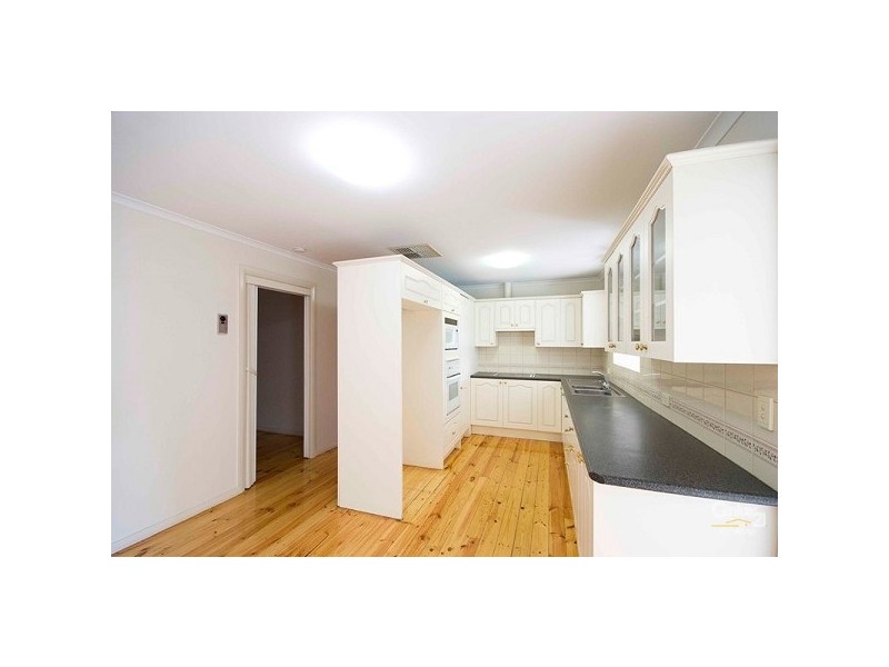 10 Gill Court, Hope Valley SA 5090