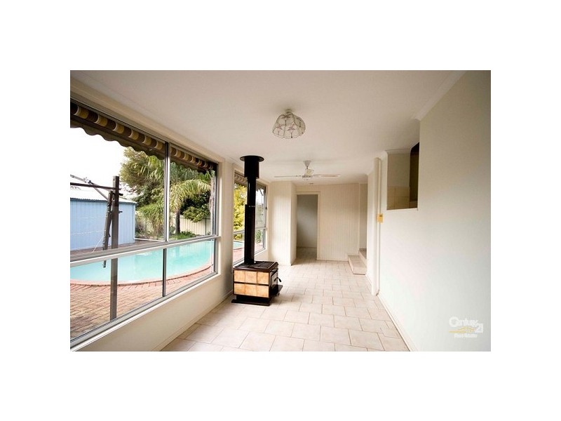 10 Gill Court, Hope Valley SA 5090