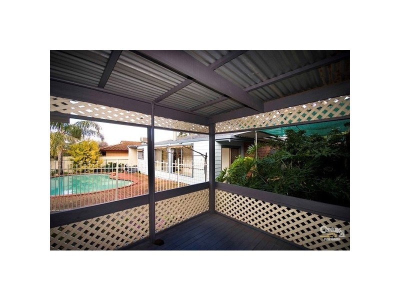 10 Gill Court, Hope Valley SA 5090