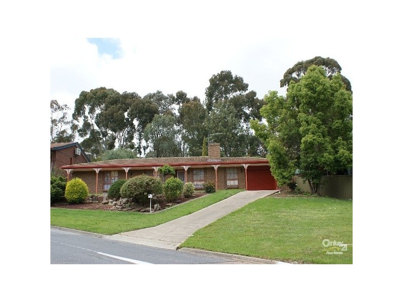 1 Deering Cres, Banksia Park SA 5091