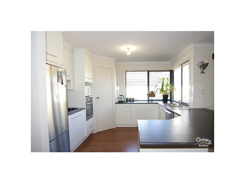 10 Brookfield Avenue, Burton SA 5110