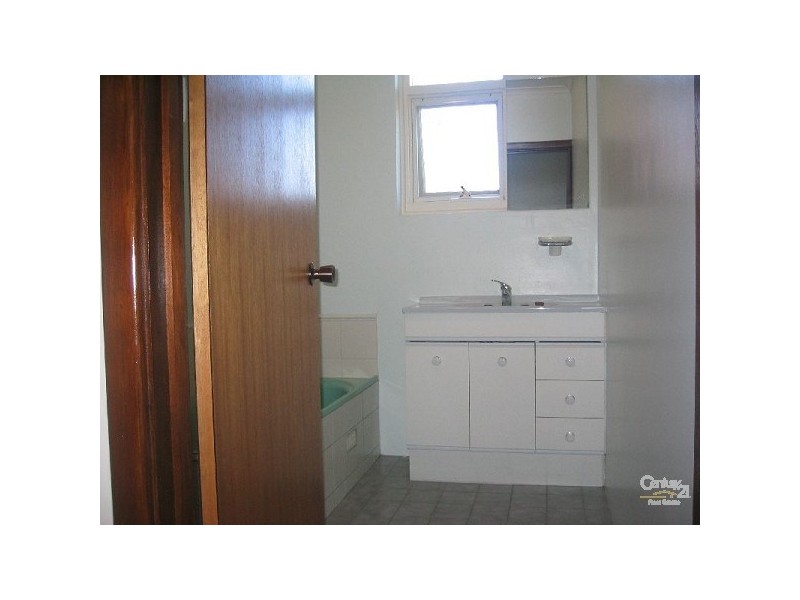 43 Berri Rd, Hope Valley SA 5090