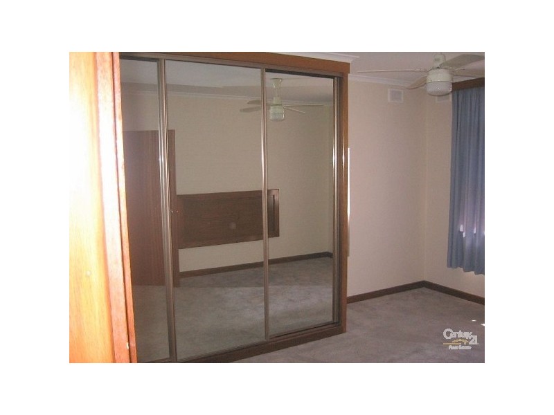 43 Berri Rd, Hope Valley SA 5090