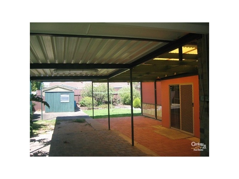 43 Berri Rd, Hope Valley SA 5090