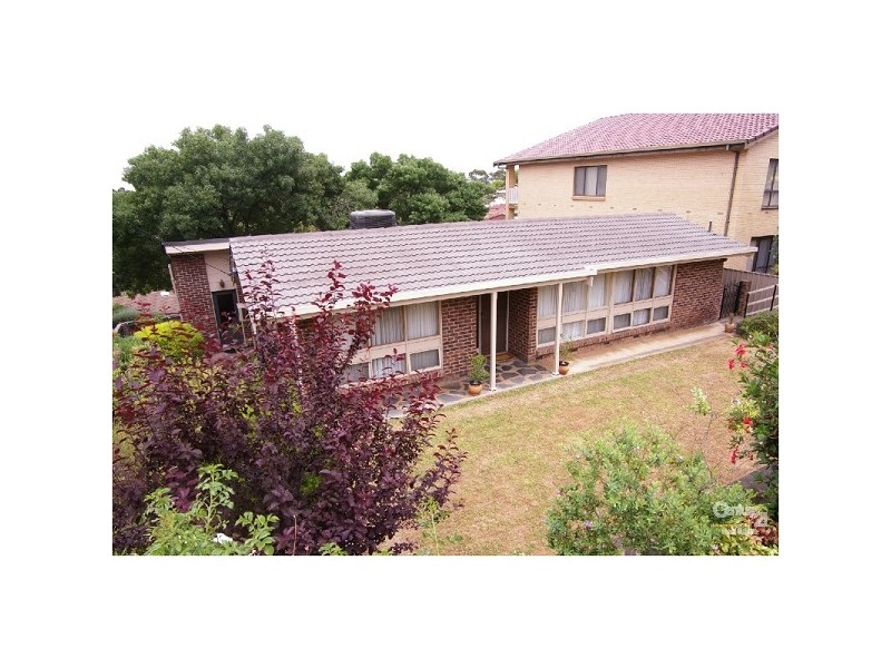 27 Flinders Drive, Valley View SA 5093