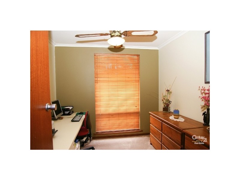 1 Eva Ave, Redwood Park SA 5097