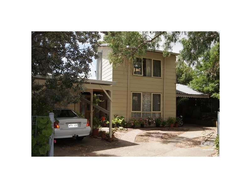 114 Barracks Rd, Hope Valley SA 5090