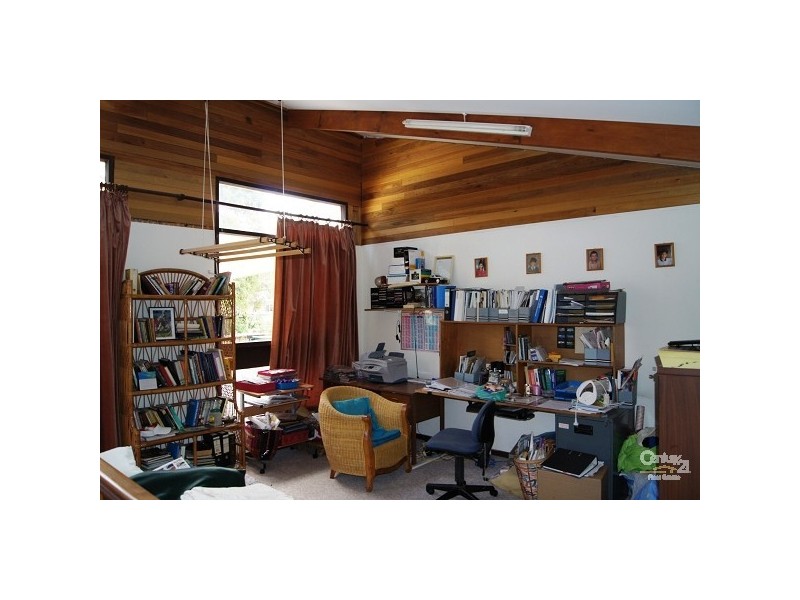 114 Barracks Rd, Hope Valley SA 5090