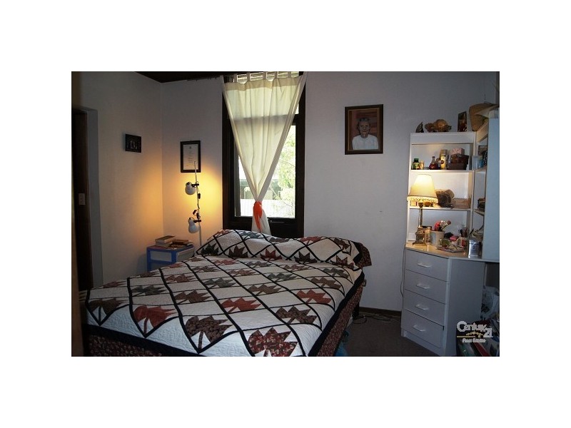 114 Barracks Rd, Hope Valley SA 5090