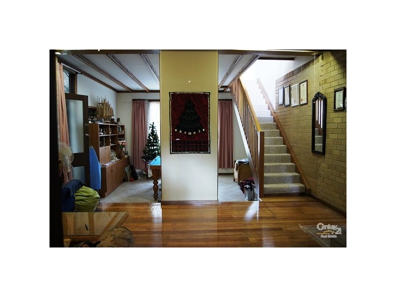 114 Barracks Rd, Hope Valley SA 5090