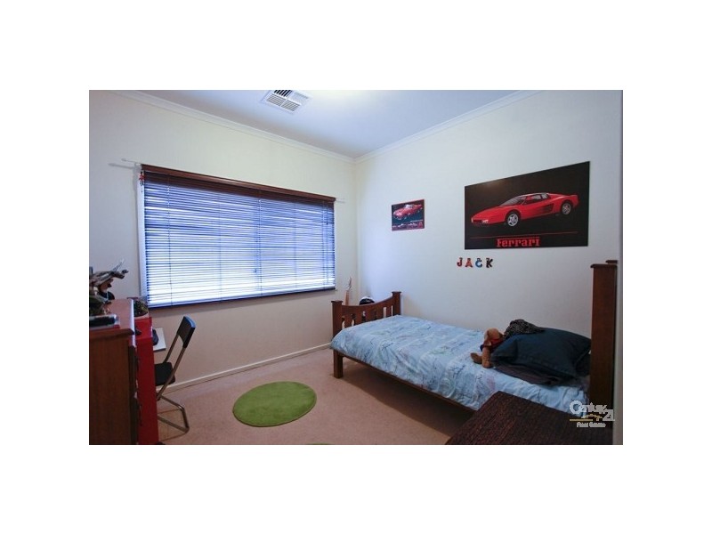 105 Heysen Avenue, Hope Valley SA 5090