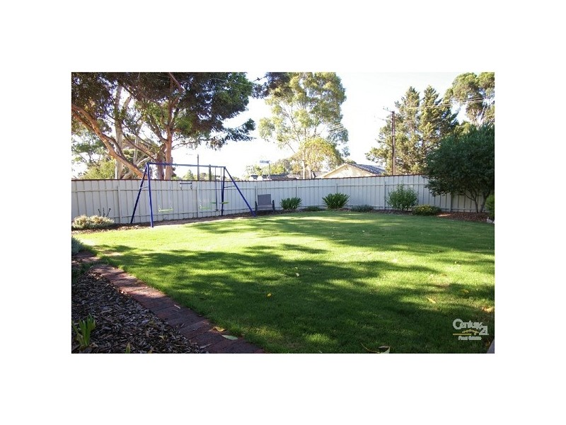 35 Warren Rd, Para Hills West SA 5096