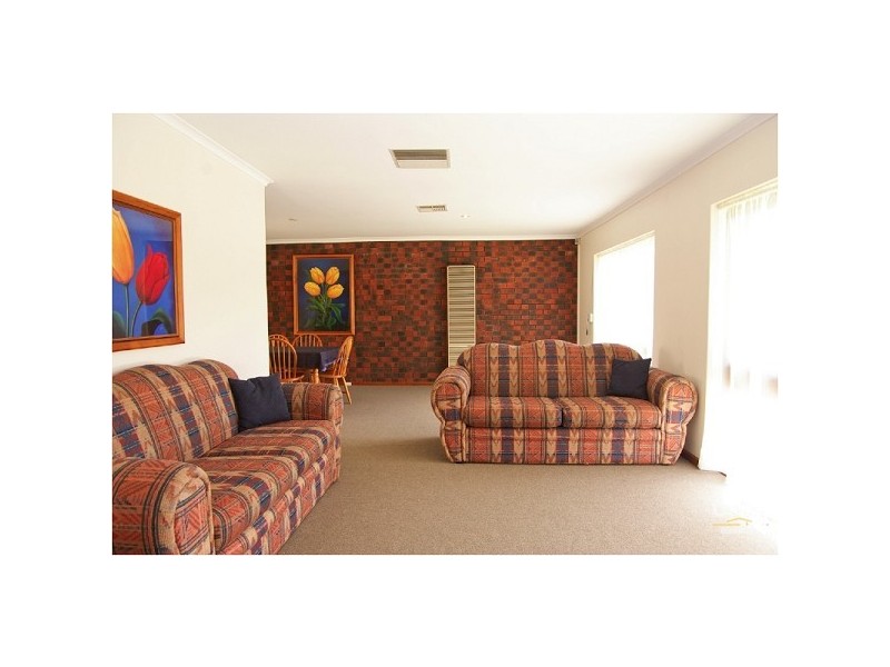 34 Kestral Way, Modbury Heights SA 5092