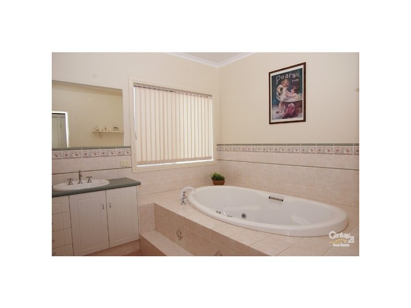 14 Coulson Court, Greenwith SA 5125